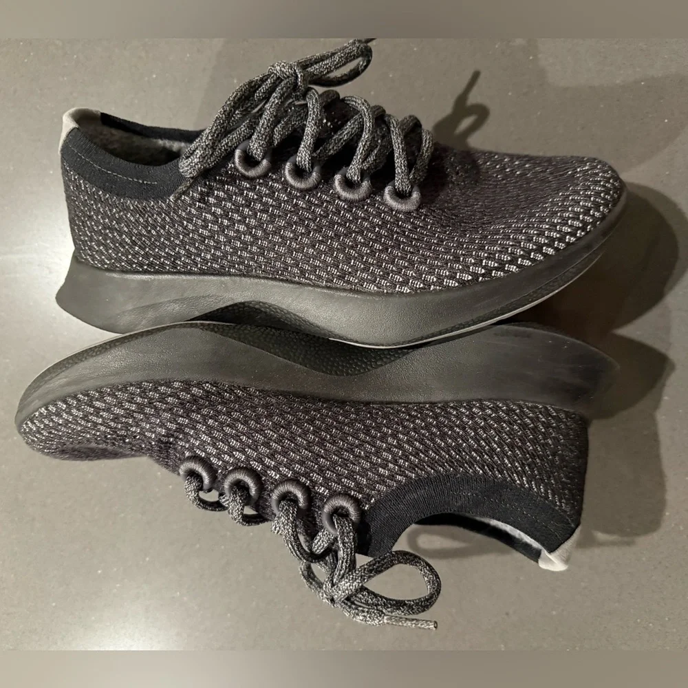 ALLBIRDS Women's Tree Dasher Shoe Sneaker in Black Obsidian Size 8 Like New